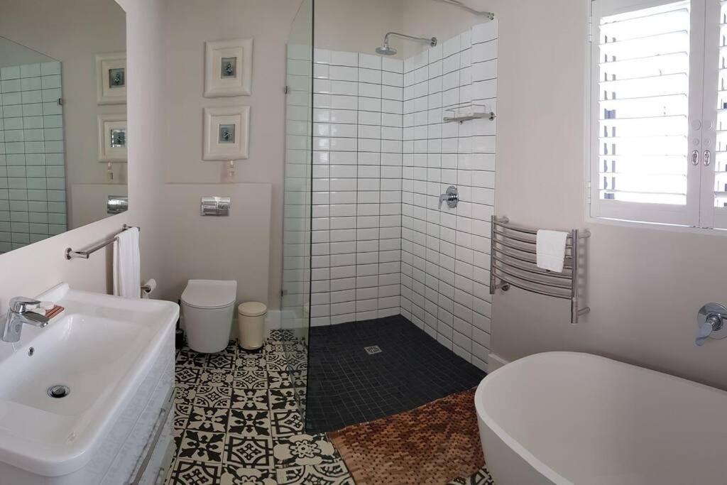 Villa Hermanus Bagian luar foto